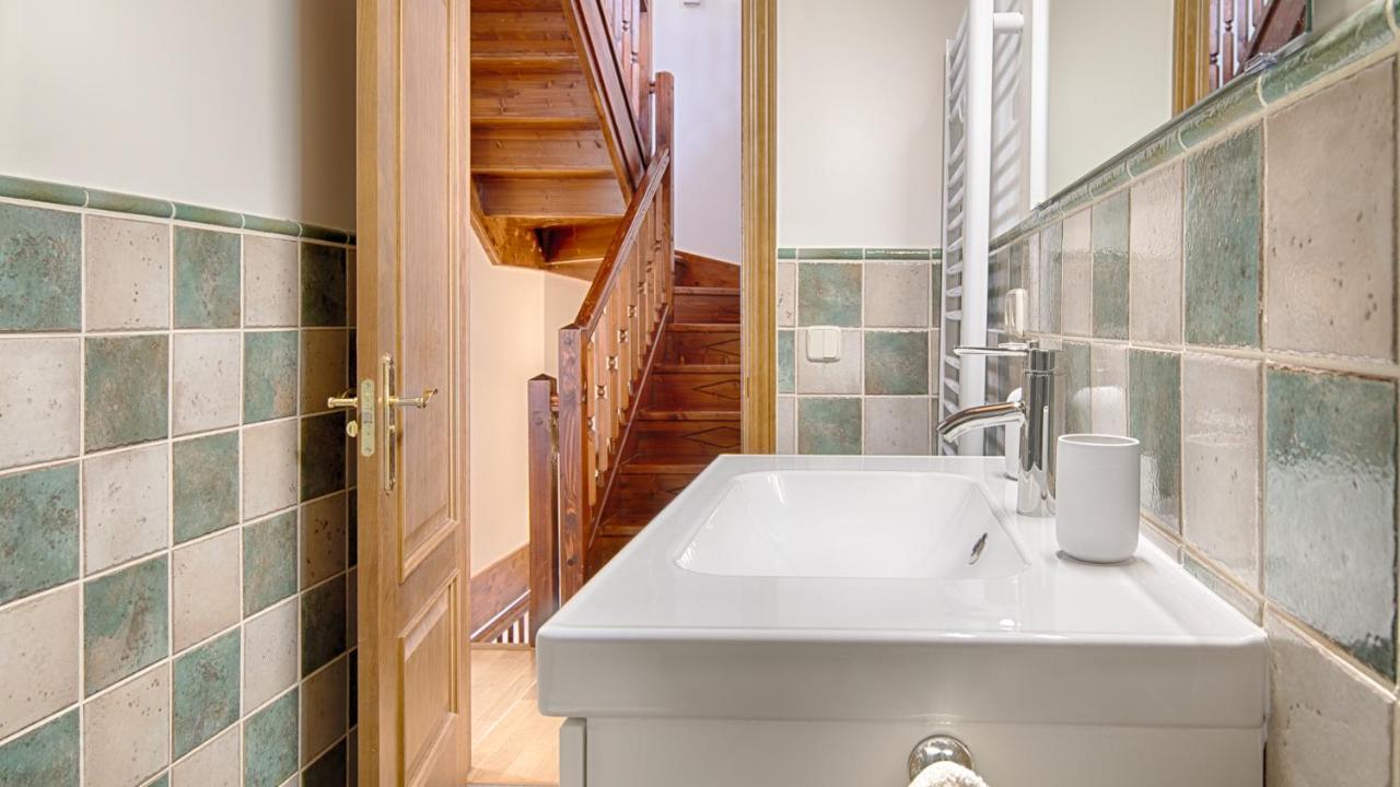 Saplan Real Estate Arres De Sus Villa Arro  ภายนอก รูปภาพ