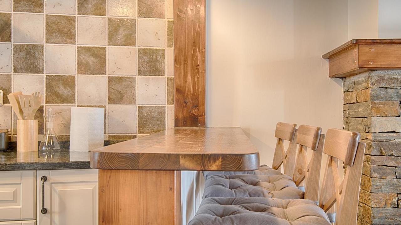 Saplan Real Estate Arres De Sus Villa Arro  ภายนอก รูปภาพ