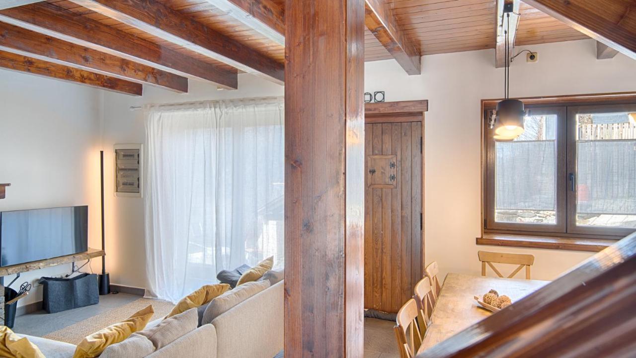Saplan Real Estate Arres De Sus Villa Arro  ภายนอก รูปภาพ